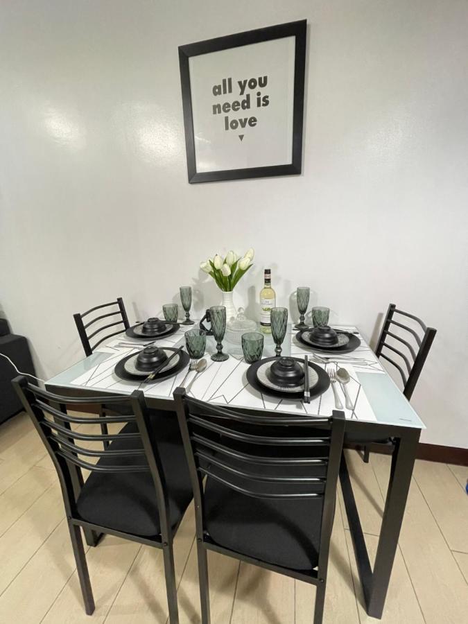 Two Palm Tree Villas Pasay Eksteriør billede